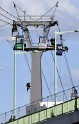 Koelner Seilbahn Gondel blieb haengen Koeln Linksrheinisch P499